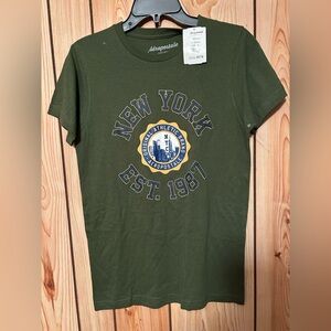 Aeropostale New York  New T-Shirt Top Size S Women’s Khaki Graphic Short Sleeve